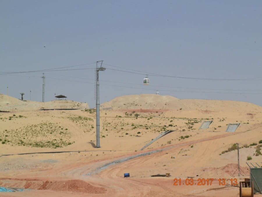 تلفريك-منتزه-الملك-عبد-الله-في-جبل-الشعبة-بالاحساء-2-min